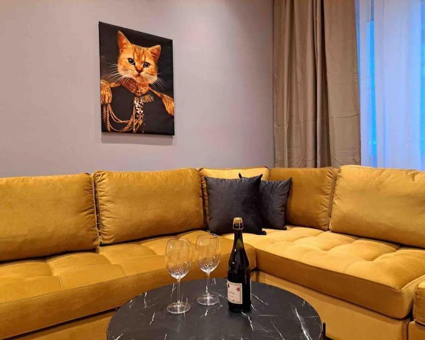Royal Blue Grand Suite No 4 Piraeus Port Exterior photo